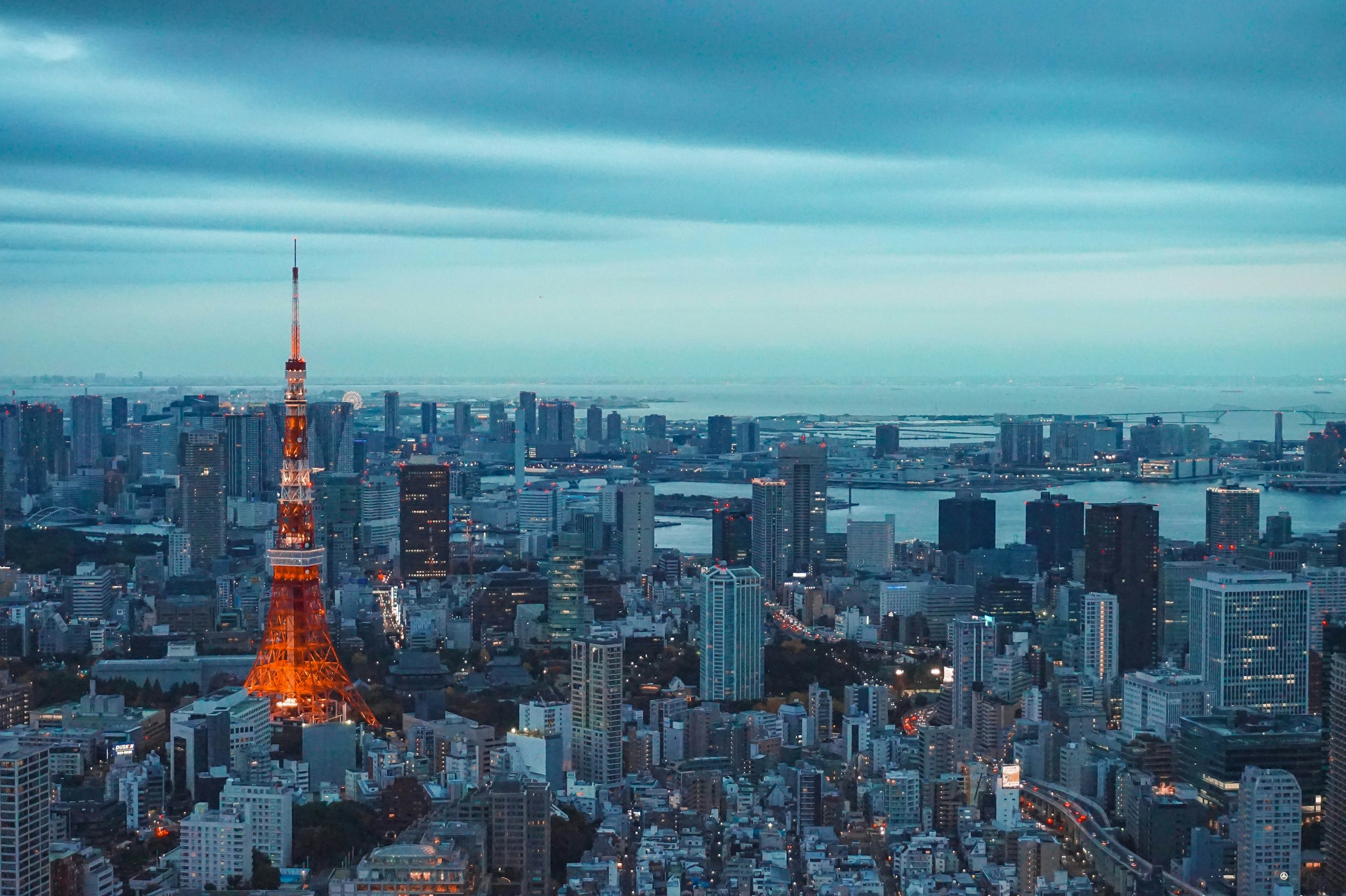 Atlas tokyo night.