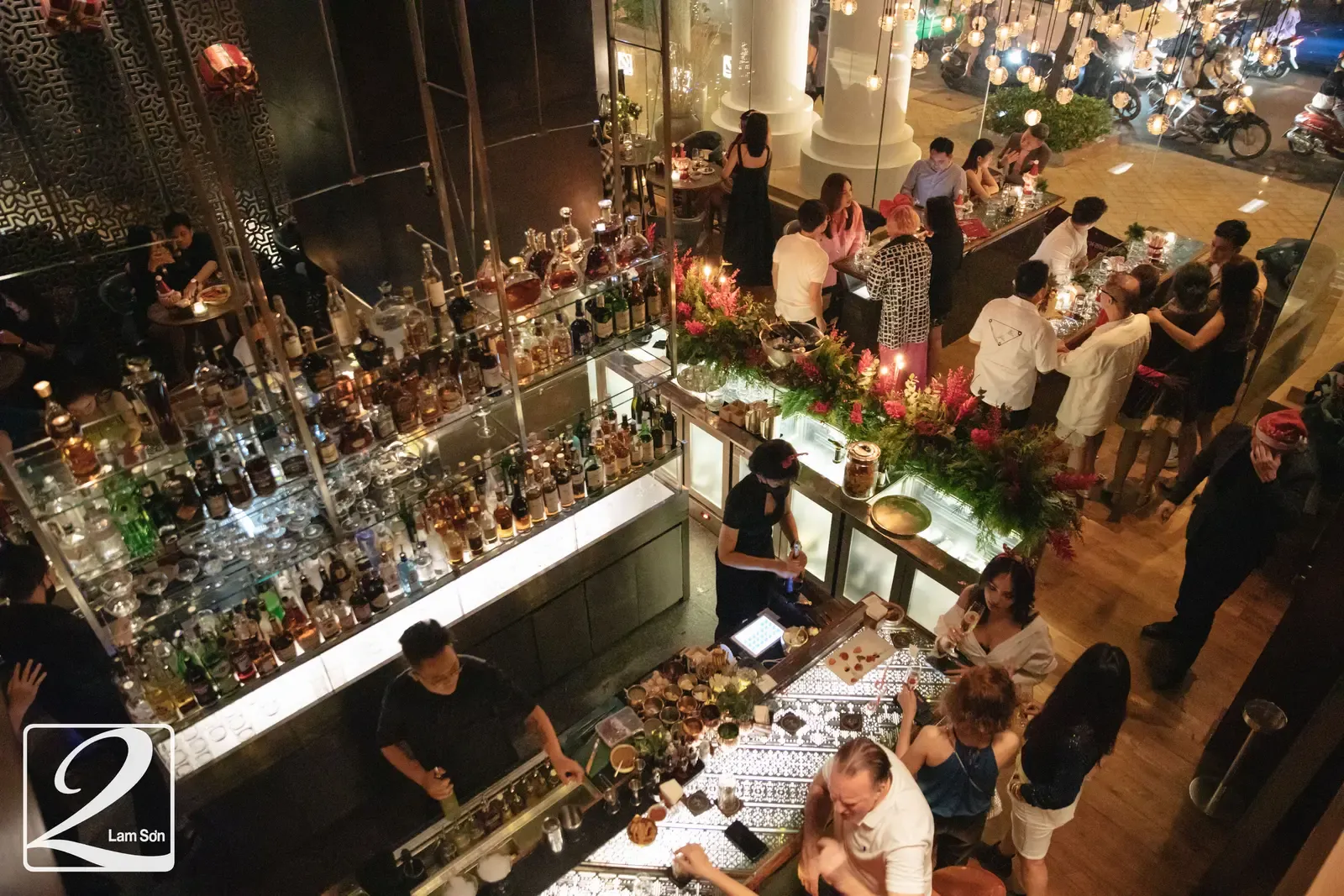 2 Lam Son bar at Park Hyatt Saigon, Vietnam