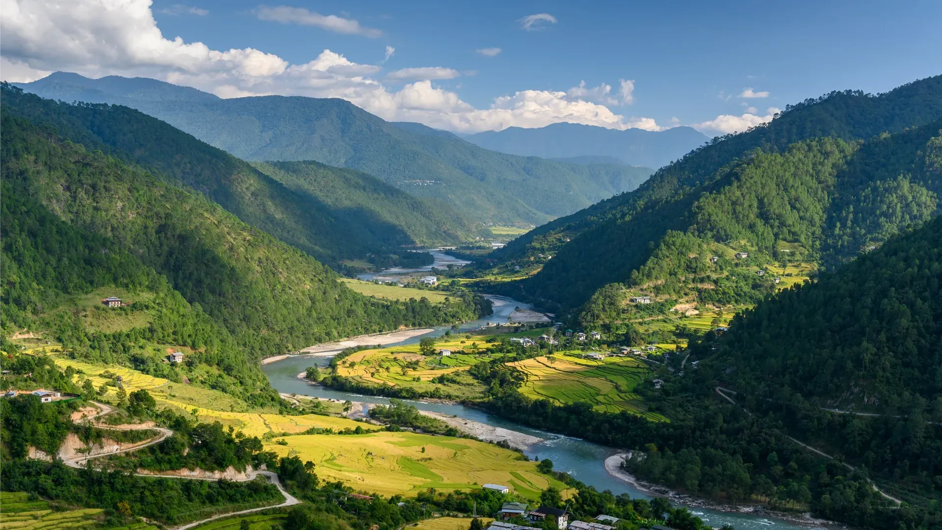 punakha valley bhutan for &Beyond Punakha River Lodge, Bhutan: VIAIVE Hotel Guide.