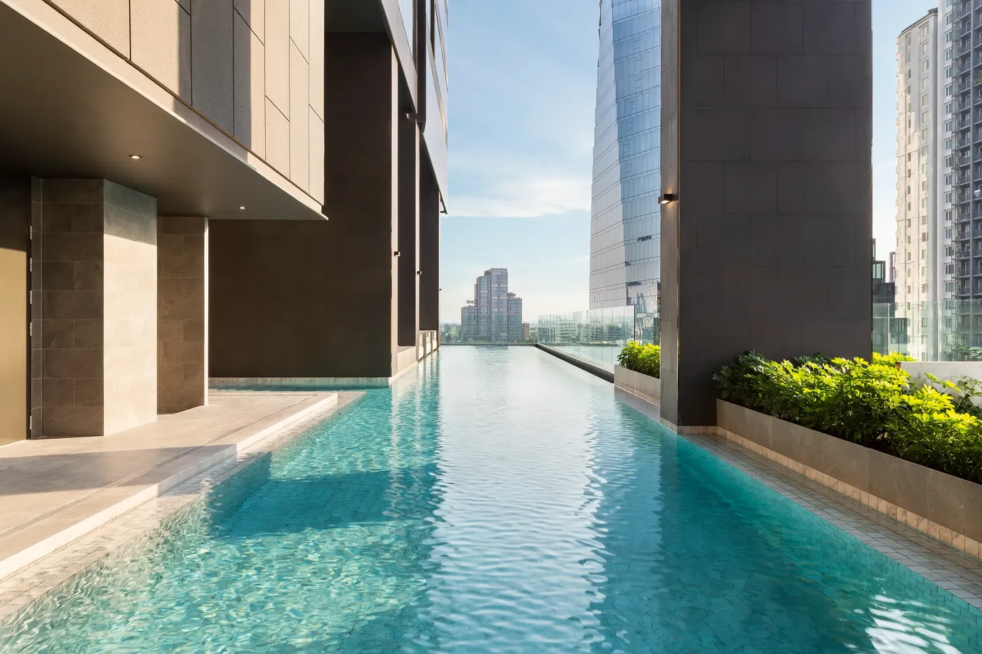 SR Thailand BKK Asc Thonglor Swimming pool 1 LR for Ascott Thonglor Bangkok: VIAIVE Hotel Read for Bangkok Longer Stays, Families & Sukhumvit Dining.